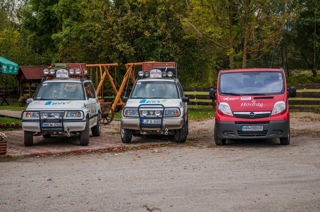 ホテルHovirag Panzio Borzont エクステリア 写真
